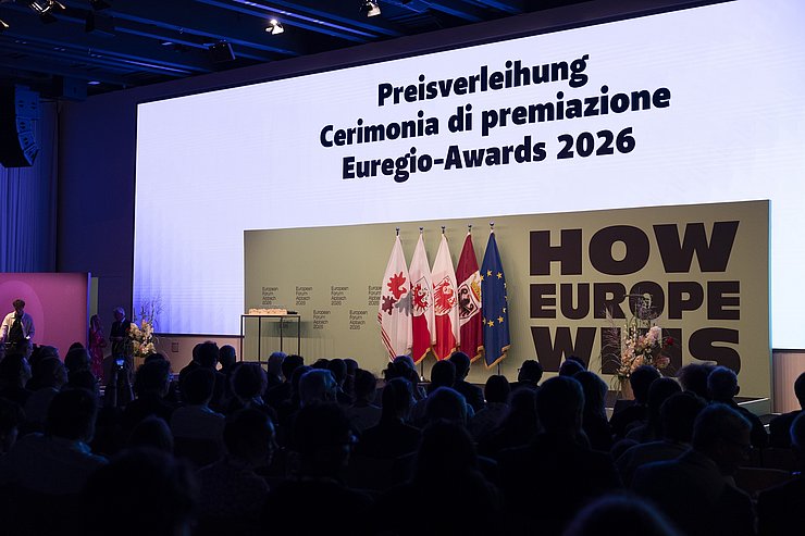 Foto vom Saal und Bühne