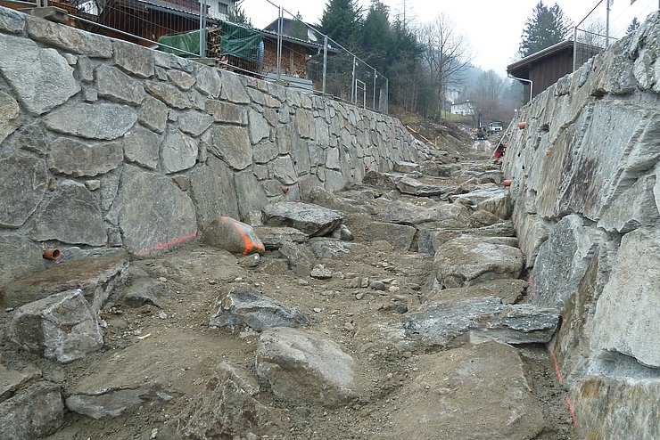 Strukturierung Bachsohle