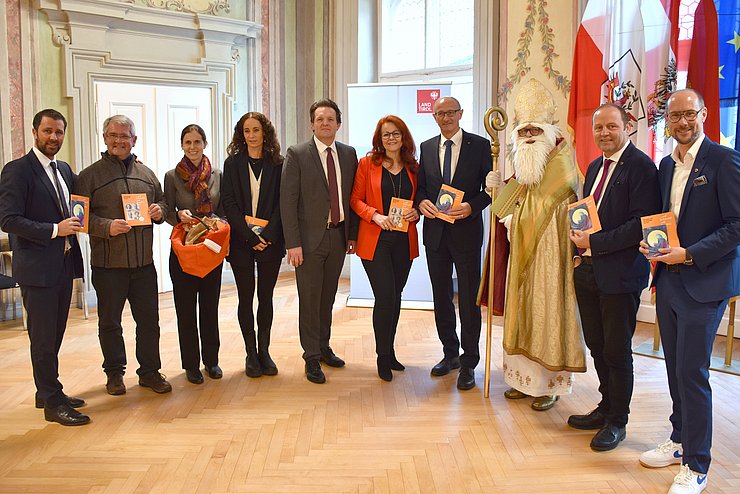 Gruppenfoto Nikolausbesuch im Landhaus