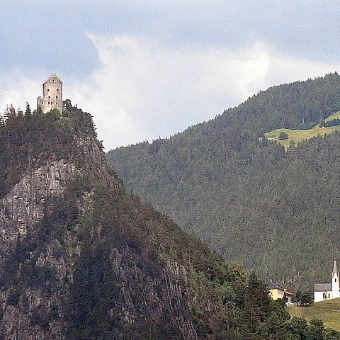 Die Kronburg bei Zams