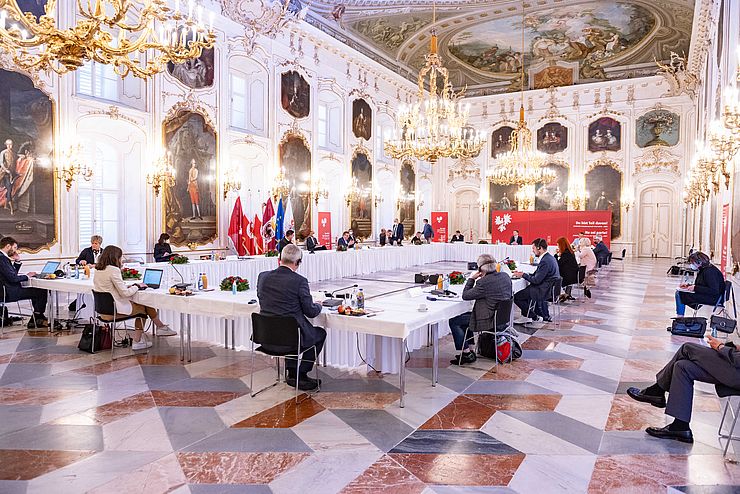 Die EVTZ-Vorstandssitzung fand im Riesensaal in der Innsbrucker Hofburg statt.