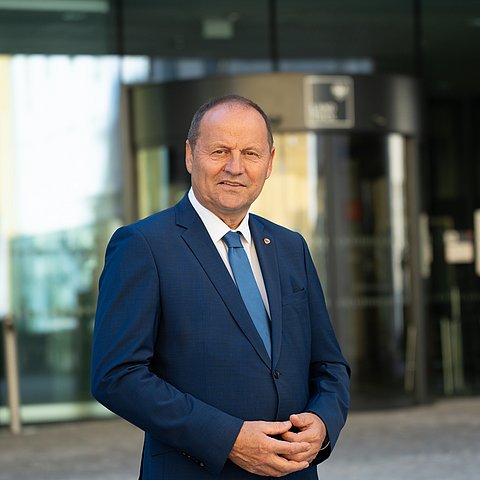 Portrait von LHStv Josef Geisler