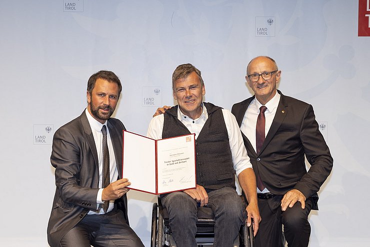 © Land Tirol / Mario Webhofer v.l.n.r. 1. LHStv. Georg Dornauer, Hermann Ellmauer, LH Anton Mattle