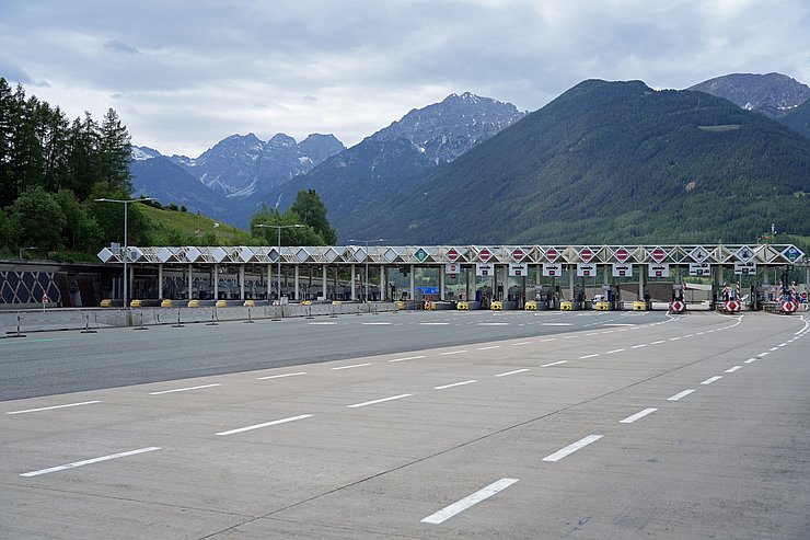 leere Mautstation Schönberg