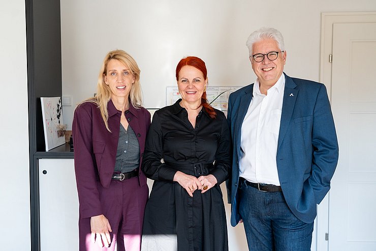 © Land Tirol/Neuner LRin Cornelia Hagele empfing ÖGK-Obmann Andreas Huss sowie Jutta Lichtenecker, Generaldirektor-Stellvertreterin der ÖGK, zu einem Gespräch im Landhaus.