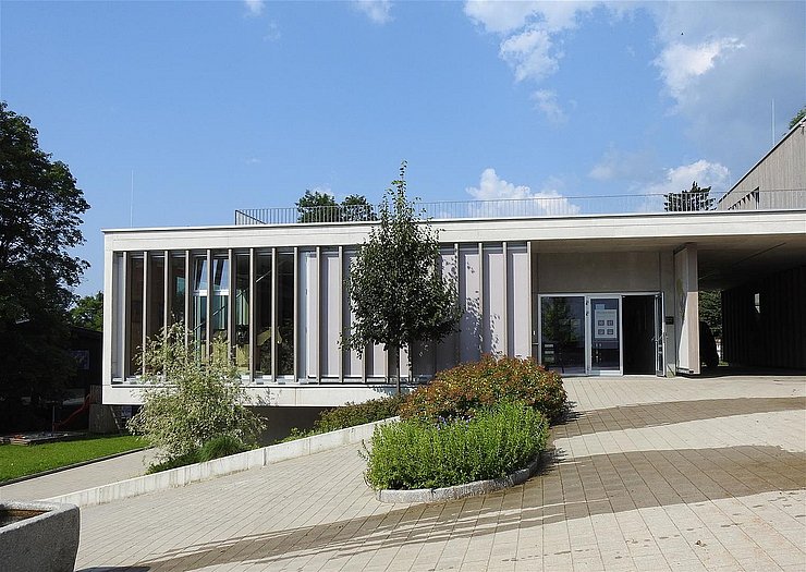 Außenansicht des "Haflinger- und Kutschenmuseums" in Ebbs