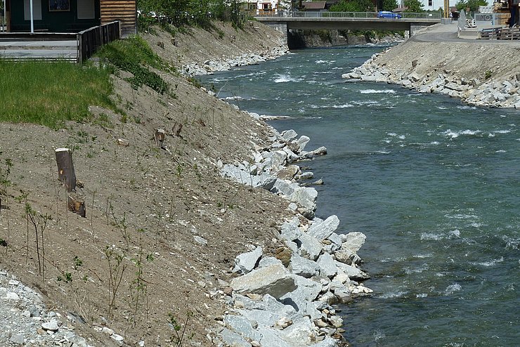 Bereich Landesstraßenbrücke nach Mühlen