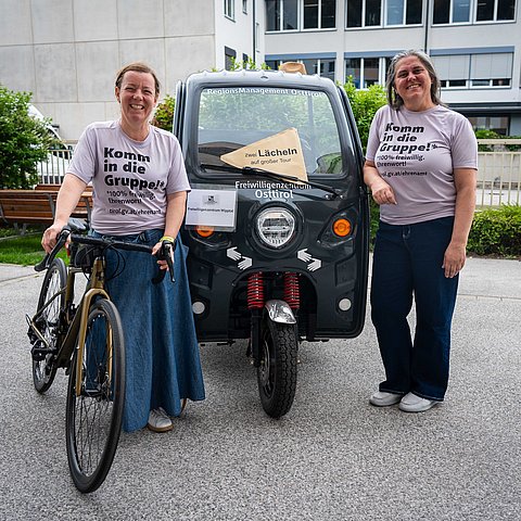 � Land Tirol/Hörmann „Zwei Lächeln auf großer Tour“: Start der Ehrenamts-Radtour in Kufstein