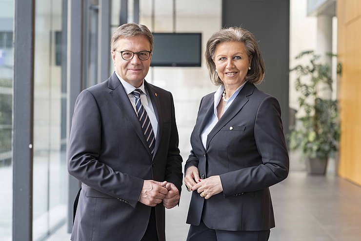 LH Günther Platter und LRin Patrizia Zoller-Frischauf loben das Euregio Summer Camp als Vorzeigeprojekt für die gelebte Euregio-Gemeinschaft.