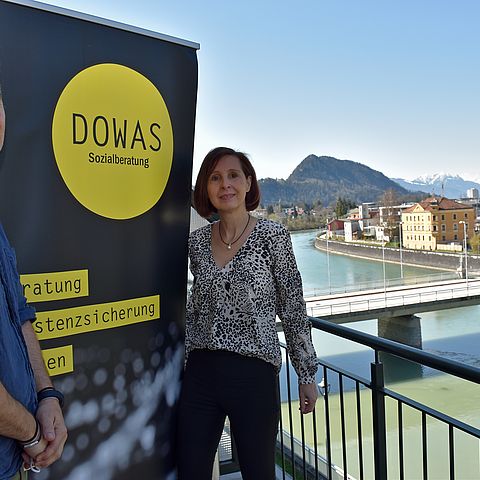 Neues Beratungsangebot im Unterland: Landesrätin Gabriele Fischer und Leiter Oliver Altmayer stellten die neue DOWAS Sozialberatungsstelle Kufstein vor.