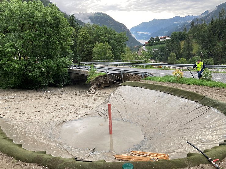 Foto Brücke, Teil fehlt