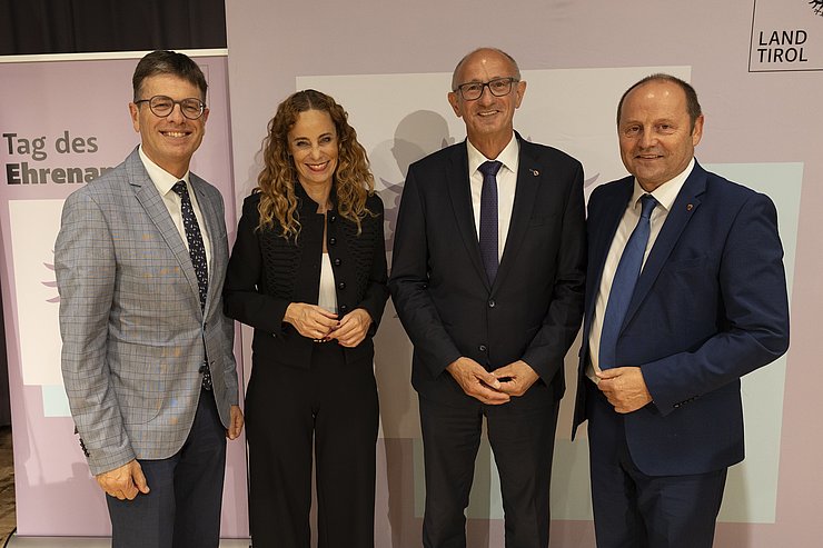Michael Brandl, Eva Pawlata, Anton Mattle und Josef Geisler.  