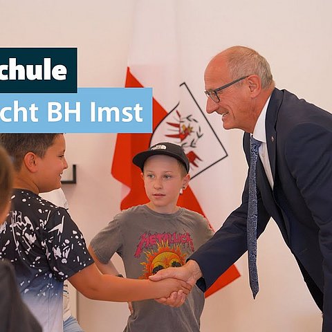 Volksschule besucht BH Imst