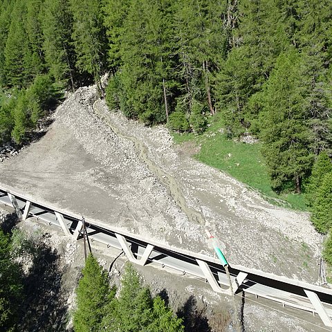 Die B 186 Ötztalstraße kann nach einer Mure samt Steinschlag Ende Mai mit aller Voraussicht am 20. Juli 2020 wieder zwischen Zwieselstein und Untergurgl für den Verkehr freigegeben werden.