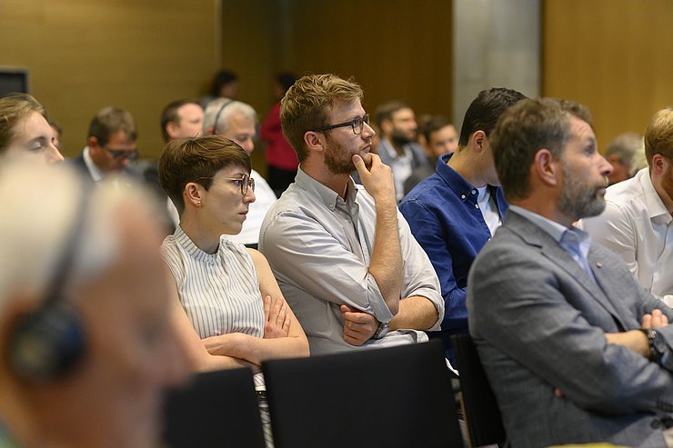 Die KonferenzteilnehmerInnen folgten gebannt den Fachvorträgen.