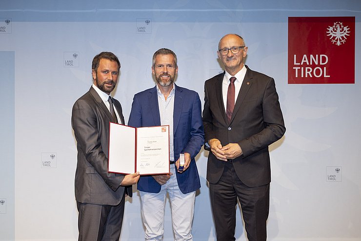 © Land Tirol / Mario Webhofer v.l.n.r. 1. LHStv. Georg Dornauer, Thomas Ebner, LH Anton Mattle