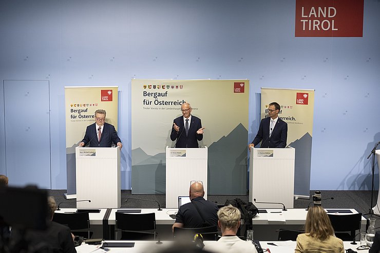 © Land Tirol/Sedlak Pressekonferenz