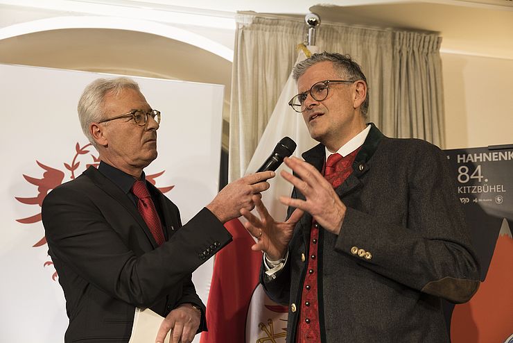 Bürgermeister Klaus Winkler hob die Bedeutung der Hahnenkamm-Rennen hervor. 