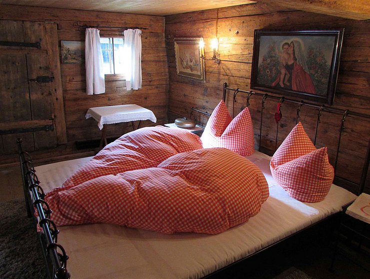 Schlafzimmer im "Stofflhäusl"