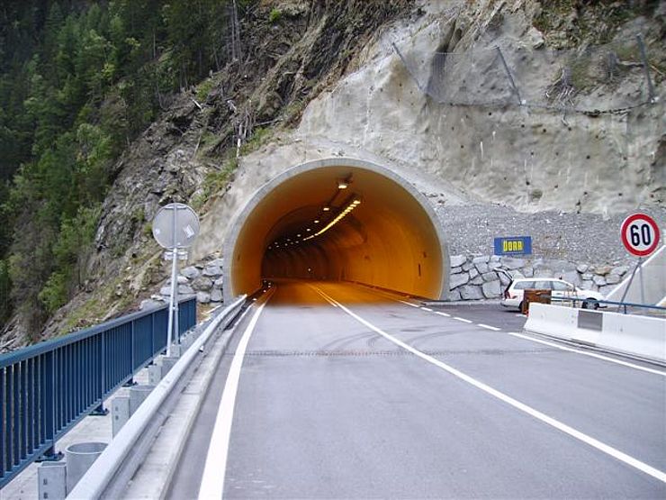 Tunnel/Galerie Gfäll
