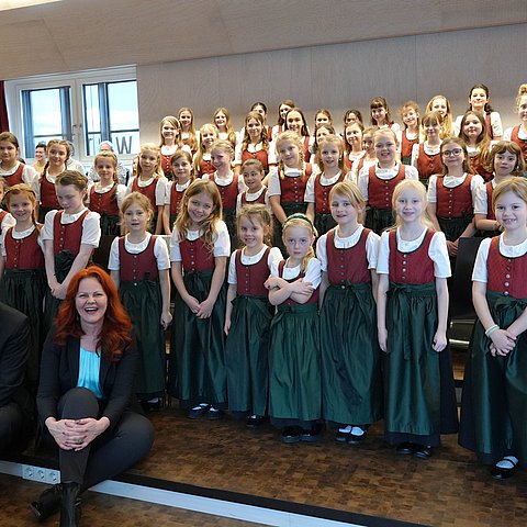 Musikalisches Erfolgsmodell: LRin Hagele besuchte Mädchenchor Wilten