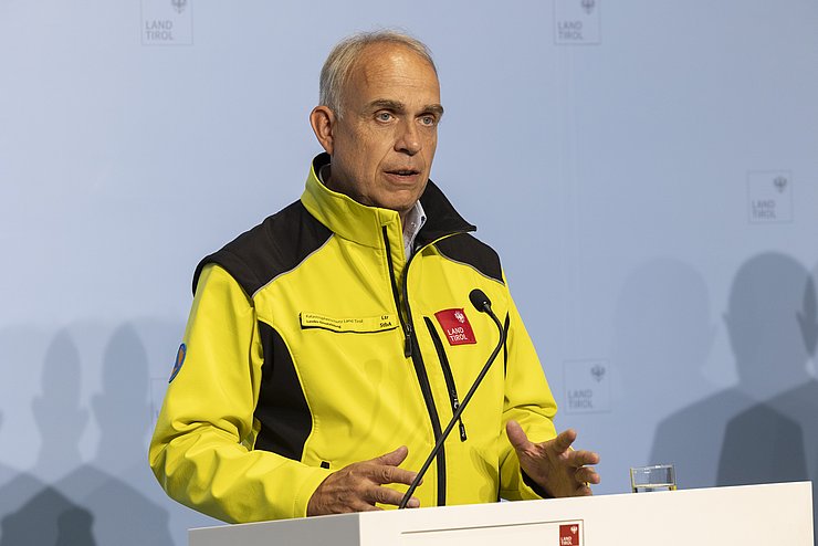 Elmar Rizzoli bei Rede