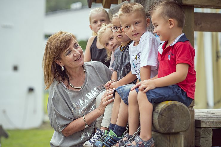LRin Beate Palfrader: "Das Tiroler Sagen und Märchenfestival bietet jede Menge Spaß für Kinder."
