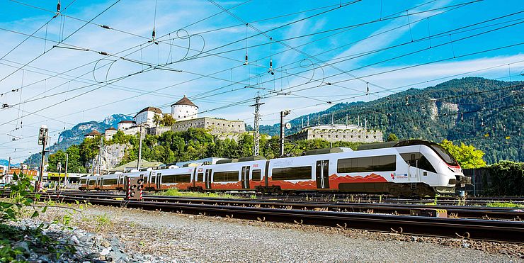 Die neuen Regiozüge vom Typ ÖBB Cityjet Talent 3 Fahrzeuge von Bombardier werden künftig im Tirol-Design unterwegs sein.