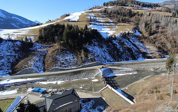 Die Geschiebestau- und Wildholzsperre am Villgratenbach, die im Rahmen des Hochwasserschutzes für Heinfels umgesetzt wird. 
