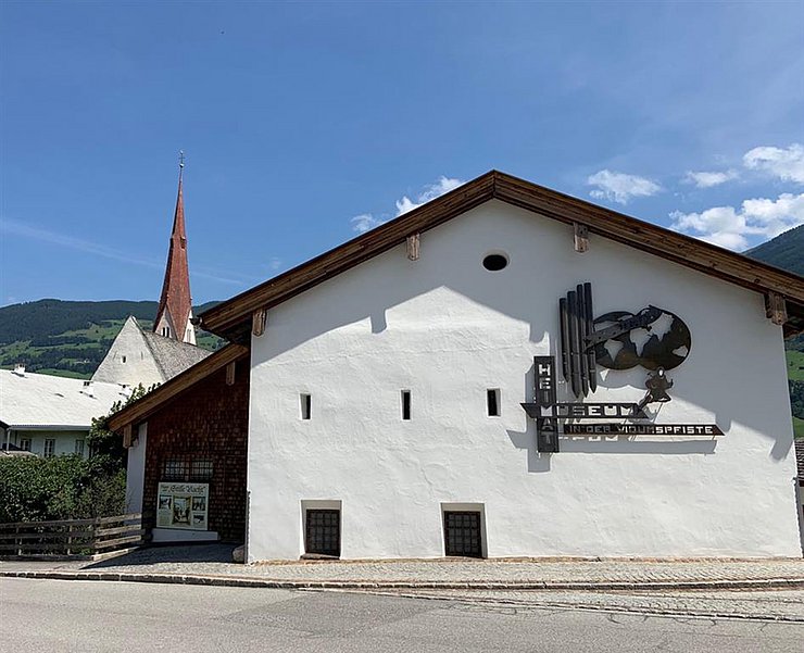 Außenansicht des "Museums in der Widumspfiste" in "Fügen"