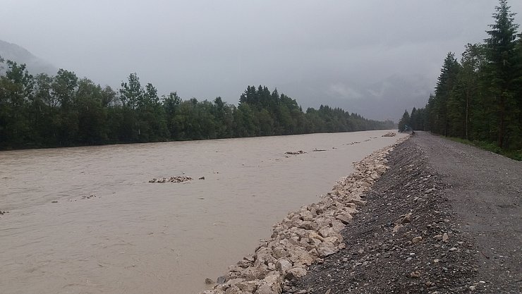 Hochwasser am 27.07.2017 – Die Baustelle ist „unter Wasser“ !