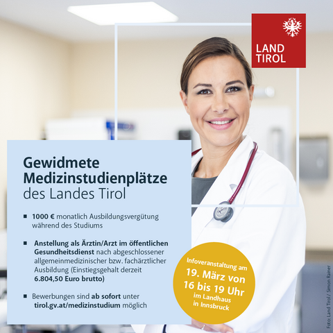 Frau mit Arztkittel. Plakat mit Fakten zu gewidmeten Medizinstudienplätzen und Hinweis auf Informationsveranstaltung im Landhaus.