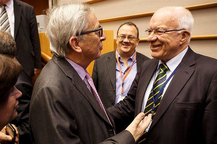 v.l. Kommissionspräsident Juncker, AdR-Vizepräsident van Staa