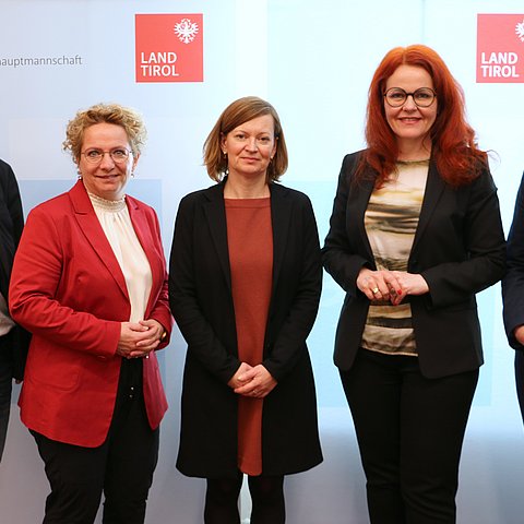 Gruppenfoto in der BH Imst