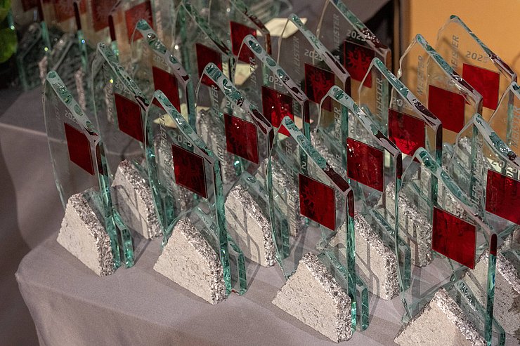 Trophäen der Meisterehrung.