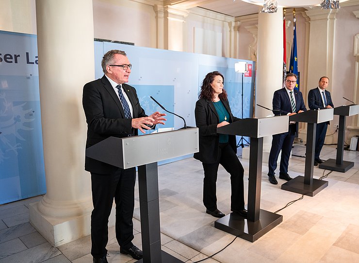 Landesrat Johannes Tratter: "Die Tiroler Gemeinden leisten als direkte Ansprechpartner und wichtige Schnittstelle zur Bevölkerung tagtäglich Beachtliches, um die Verunsicherung der Tirolerinnen und Tiroler um ein Vielfaches zu verringern."