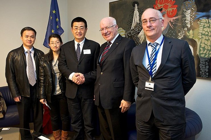 Kongresspräsident van Staa empfängt anlässlich der 24. Plenarsitzung eine chinesische Delegation