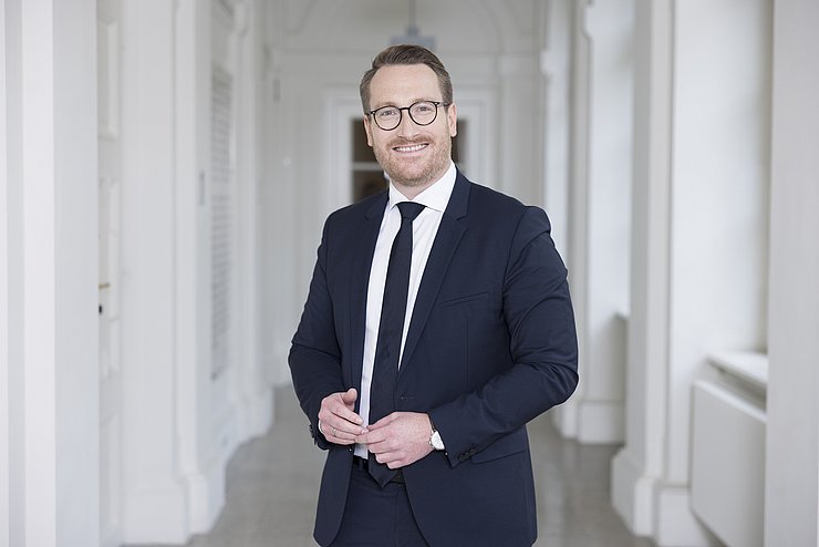 Mann im Anzug
