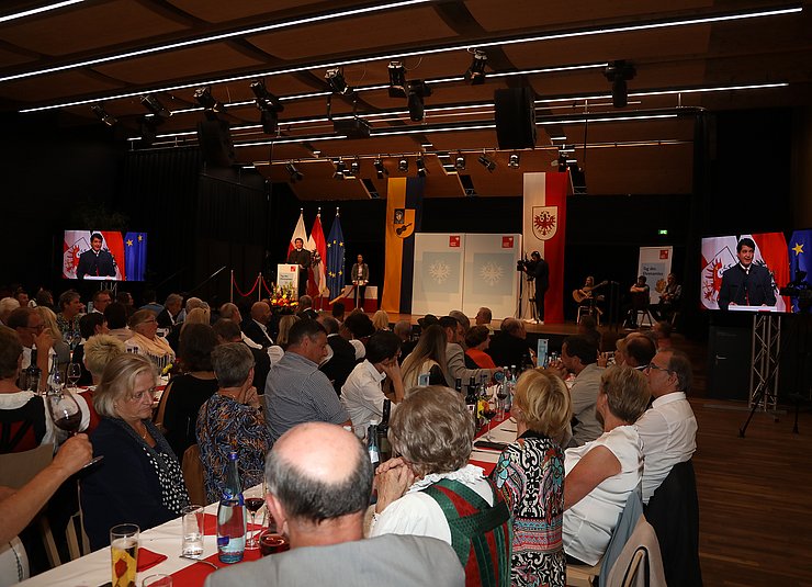 Überblick über den Saal während der Ehrung