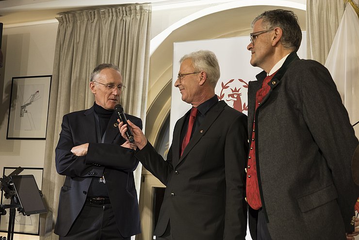 KSC-Präsident Michael Huber im Gespräch - er sprach über die Vorbereitungen beim Kitzbühel-Rennen.