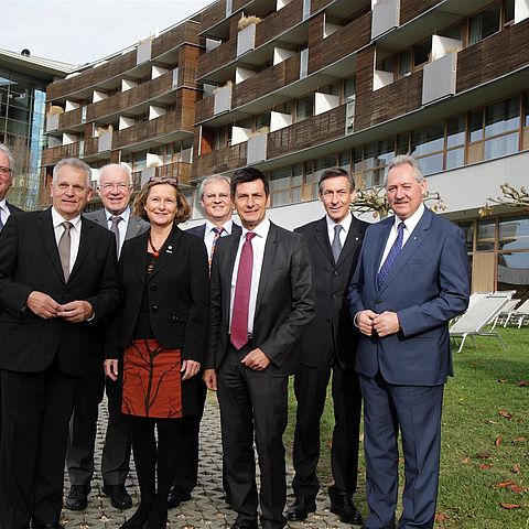 Gruppenfoto der LandtagspräsidentInnen