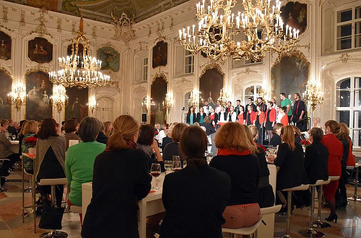 Der Jugendchor "Stimmpfeffer", der 2017 mit dem Landespreise Chöre und Vokalensembles ausgezeichnet wurde, umrahmte den Abend musikalisch.