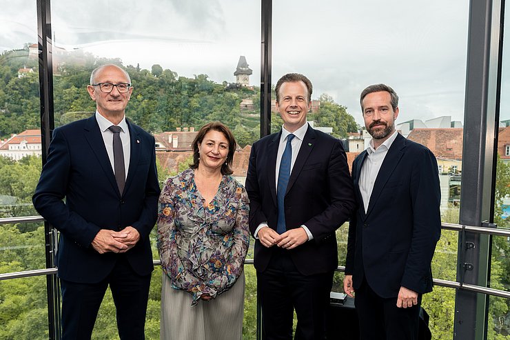 © Land Steiermark/Binder Landeshauptmann Anton Mattle, Amtsführende Stadträtin für Kultur und Wissenschaft Veronica Kaup-Hasler (Wien), Landesrat Karlheinz Kornhäusl (Steiermark) und Landeshauptfrau-Stellvertreter Stefan Schnöll (Salzburg).