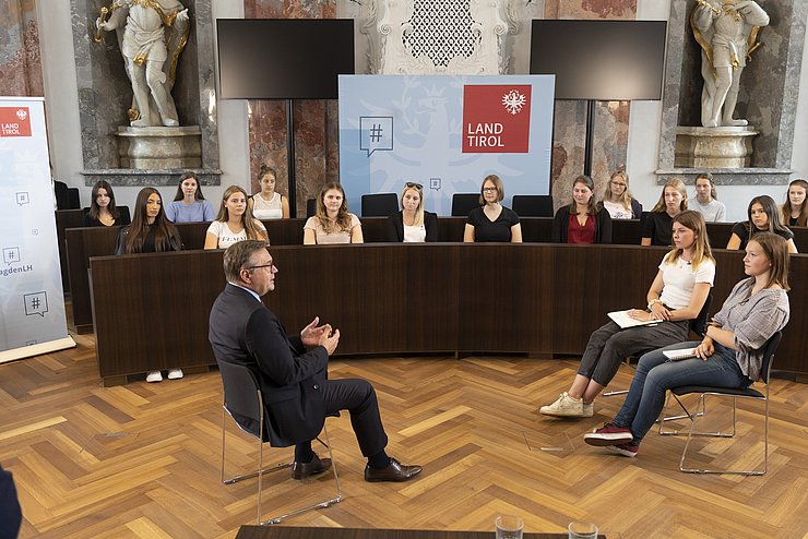 LH Platter beantwortet Fragen