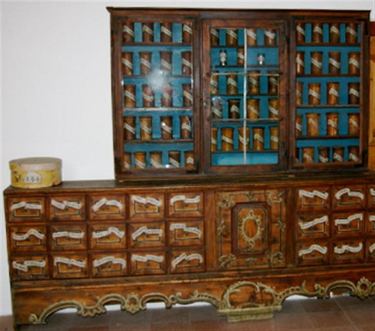 Apotheke im "Museum Stift Stams"