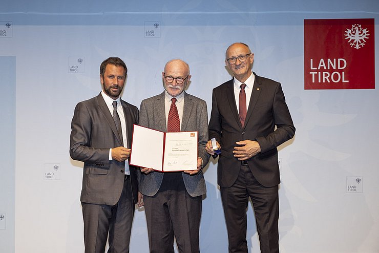 © Land Tirol / Mario Webhofer v.l.n.r. 1. LHStv. Georg Dornauer, Siegfried Schwarz, LH Anton Mattle
