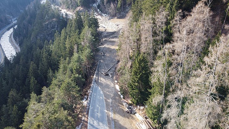 Foto der beschädigten B 171 Tiroler Straße 