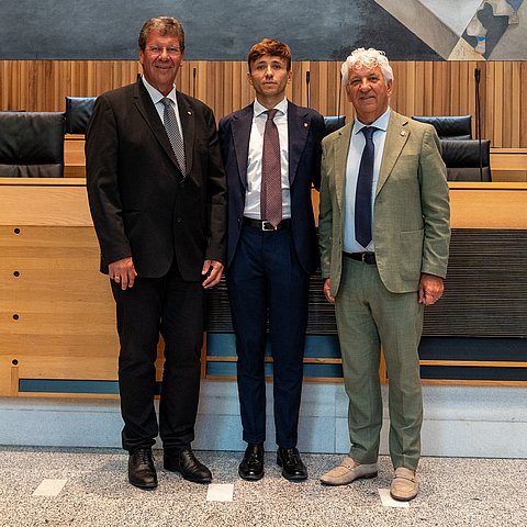 (v.li.) LTP Jakob Wolf traf heute seine Amtskollegen Angelo Gennaccaro (Südtirol) und  Claudio Soini (Trentino) zum Arbeitsgespräch.