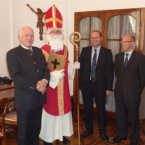 LTP Herwig van Staa, Hl. Nikolaus, VP-KO Josef Geisler, Vorstand der Außenabteilung Fritz Staudigl