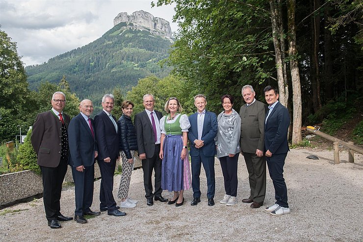 Landtagspräsidentin Sonja Ledl-Rossmann (3.v.r.) im Kreise ihrer AmtskollegInnen aus ganz Österreich in Bad Aussee
